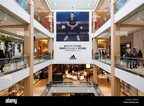 adidas store queens center.